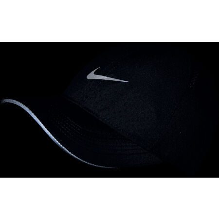 Běžecká kšiltovka - Nike DRI-FIT AEROBILL FEATHERLIGHT - 4