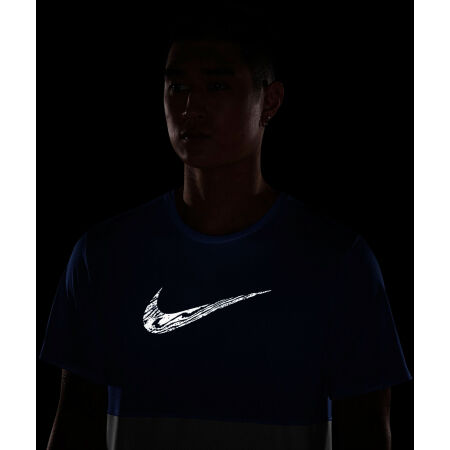 Pánské běžecké tričko - Nike BREATHE RUN - 4