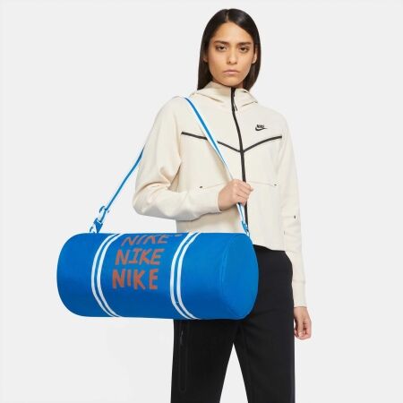 Sportovní taška - Nike HERITAGEEL - 7