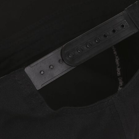 Unisexová kšiltovka - Calvin Klein SPORT ESSENTIALS CAP CB - 3