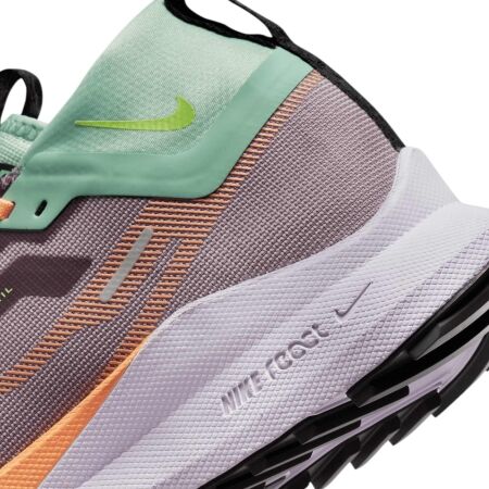 Dámská běžecká obuv - Nike REACT PEGASUS TRAIL 4 GTX W - 8