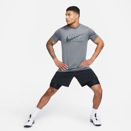 Pánské tréninkové tričko - Nike DRI-FIT - 4