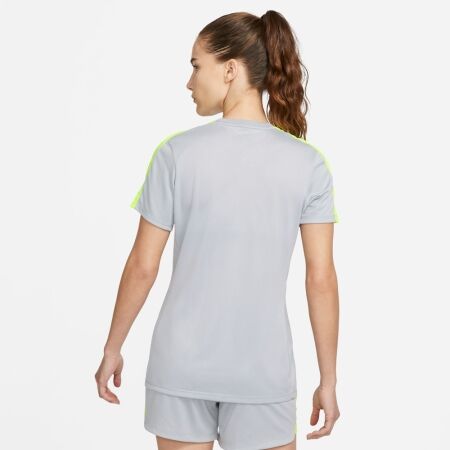 Dámské tréninkové tričko - Nike DRI-FIT ACADEMY23 - 2
