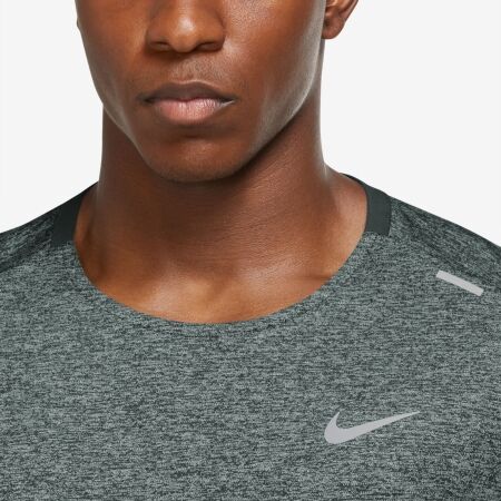 Pánské běžecké tričko - Nike RISE 365 - 3